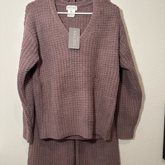 Softies Waffle Marshmallow Lounge Set, Driftwood, $160 MSRP - Picture 4 of 8